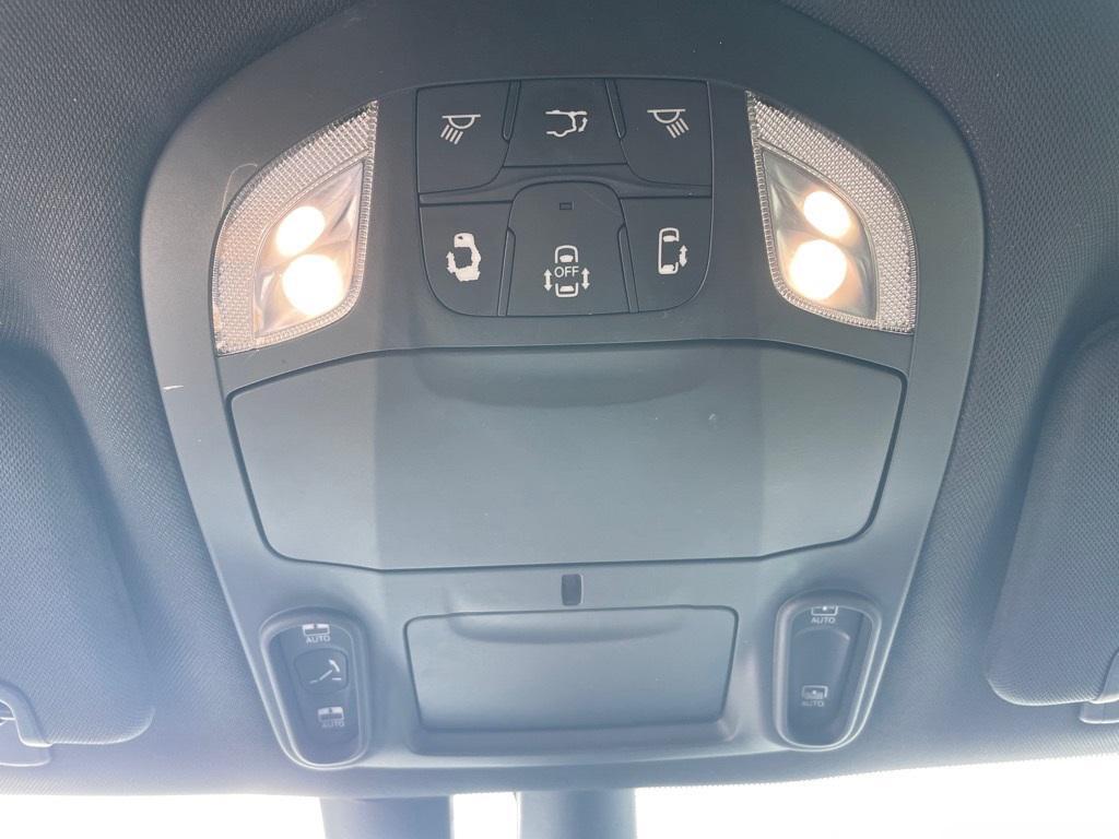 used 2020 Chrysler Pacifica car, priced at $22,777