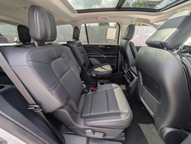 new 2025 Lincoln Aviator car