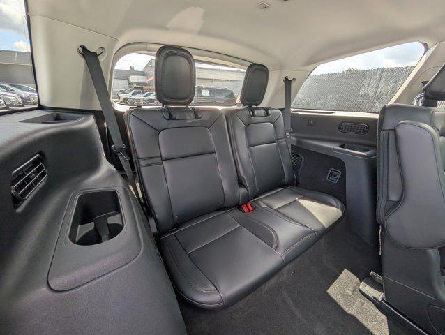 new 2025 Lincoln Aviator car