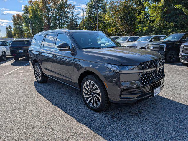 new 2025 Lincoln Navigator car, priced at $121,835