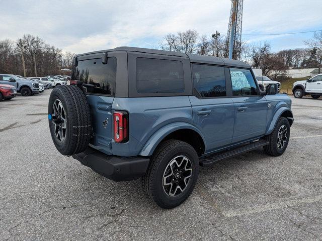 new 2024 Ford Bronco car, priced at $49,261