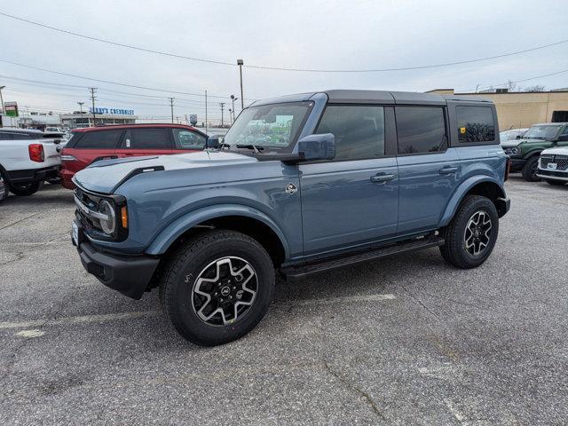 new 2024 Ford Bronco car, priced at $49,261