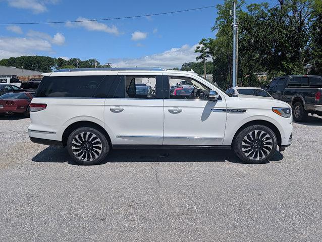 used 2022 Lincoln Navigator car, priced at $79,000