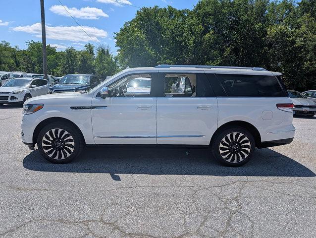 used 2022 Lincoln Navigator car, priced at $79,000