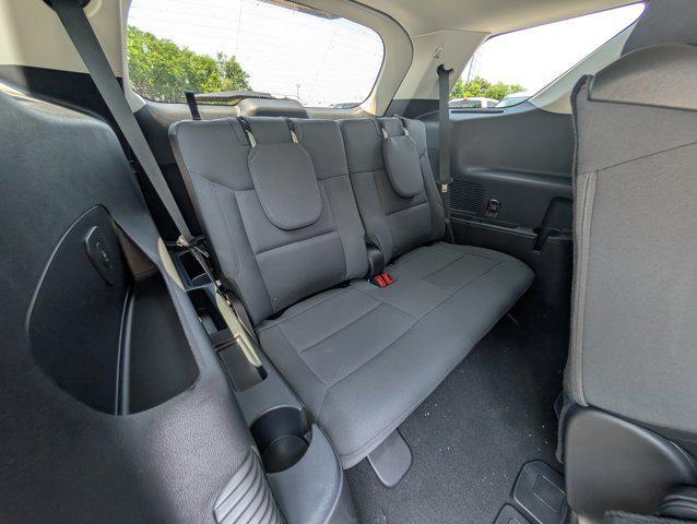 new 2025 Ford Explorer car, priced at $41,121