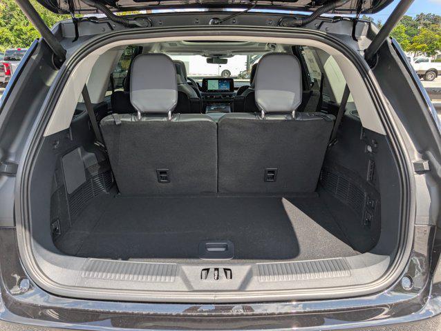 new 2025 Lincoln Aviator car, priced at $75,562
