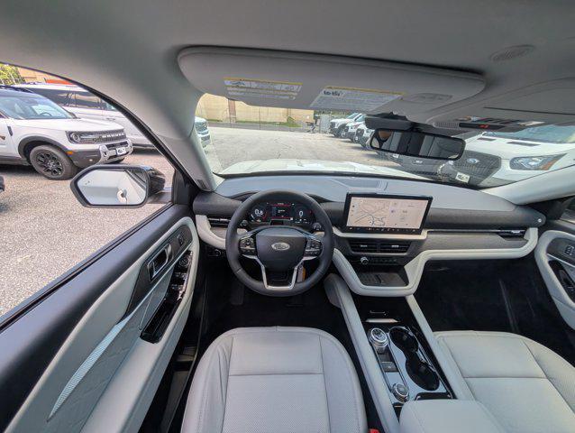 new 2025 Ford Explorer car, priced at $59,682