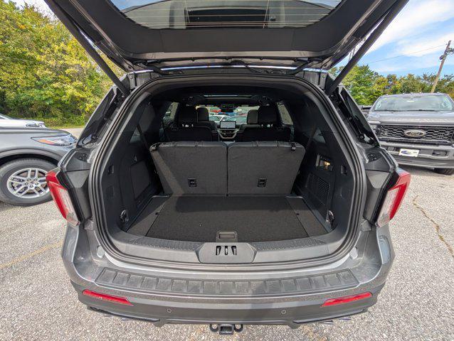 new 2025 Ford Explorer car, priced at $59,463