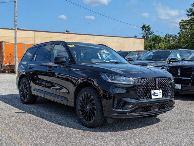 new 2025 Lincoln Aviator car, priced at $72,072