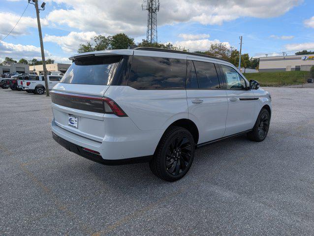 new 2025 Lincoln Navigator car, priced at $103,522