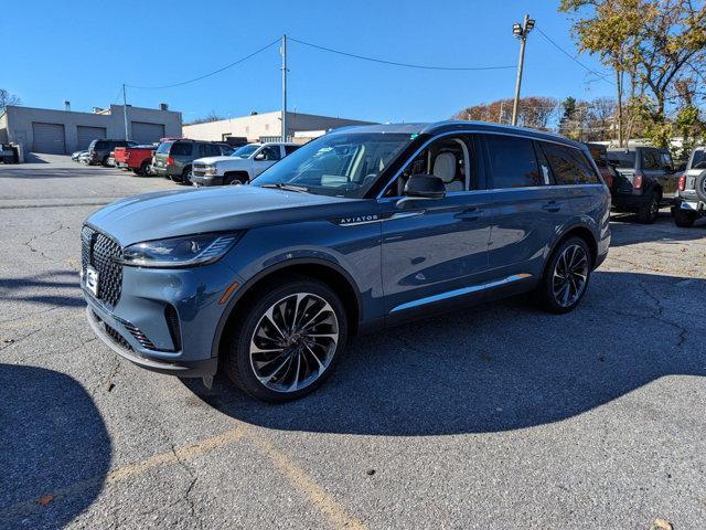 new 2025 Lincoln Aviator car, priced at $75,984