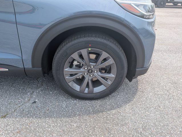 new 2025 Ford Explorer car, priced at $45,637