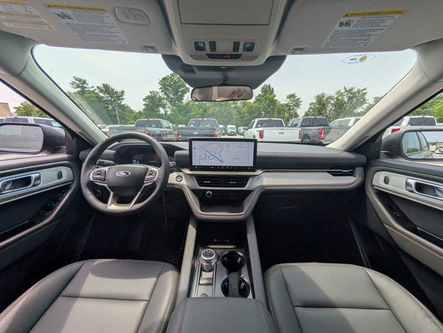new 2025 Ford Explorer car, priced at $45,637