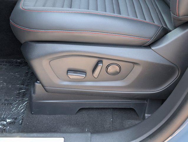 new 2025 Ford Explorer car, priced at $45,738
