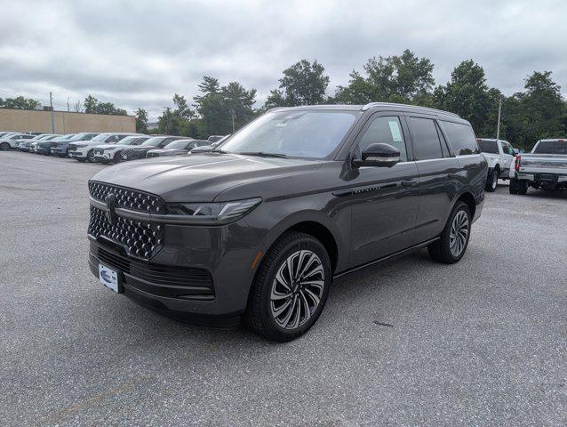 new 2025 Lincoln Navigator car, priced at $121,435