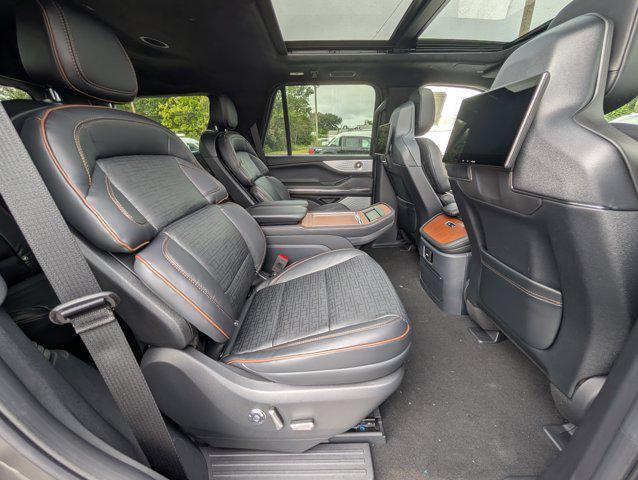 new 2025 Lincoln Navigator car, priced at $121,435