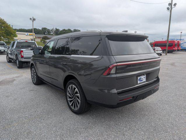 new 2025 Lincoln Navigator car, priced at $121,435