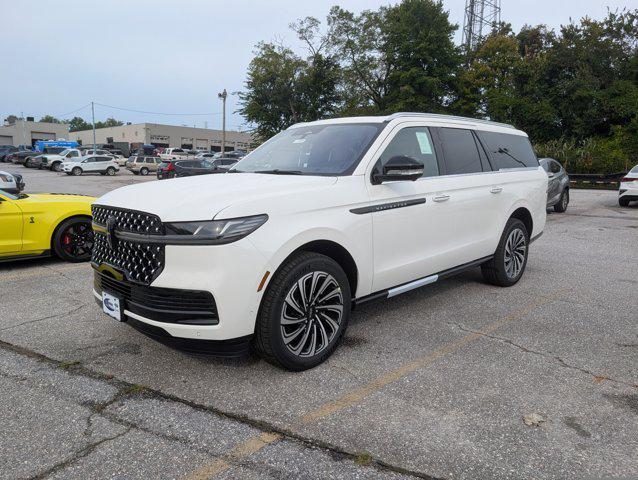 new 2025 Lincoln Navigator car, priced at $123,585