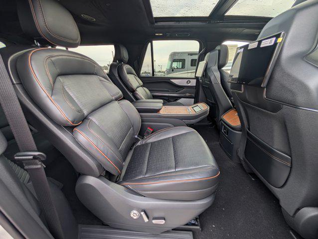 new 2025 Lincoln Navigator car, priced at $123,585