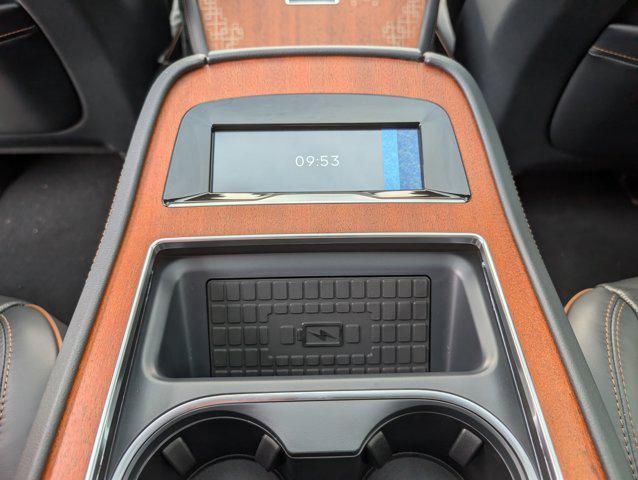 new 2025 Lincoln Navigator car, priced at $123,585