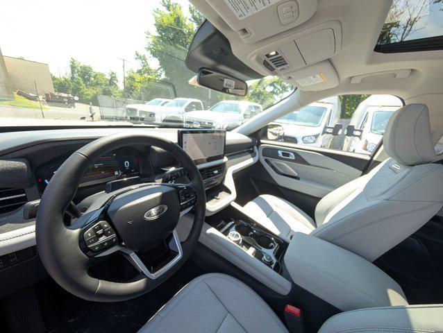 new 2025 Ford Explorer car, priced at $59,683