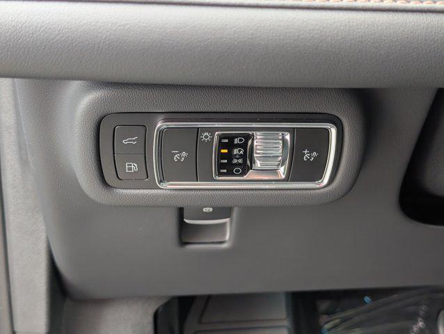 new 2025 Lincoln Nautilus car, priced at $67,944