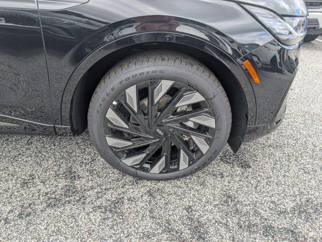 new 2025 Lincoln Nautilus car, priced at $67,944