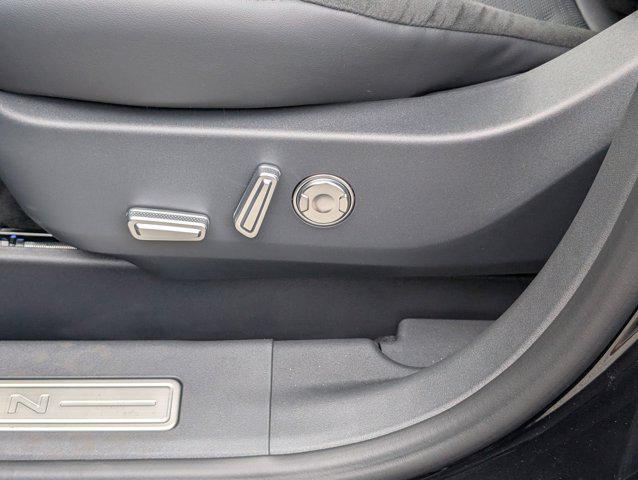 new 2025 Lincoln Nautilus car, priced at $67,944