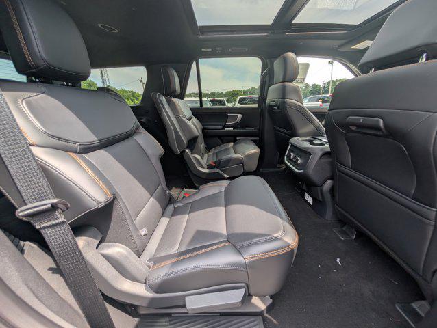 new 2025 Ford Expedition car, priced at $83,300