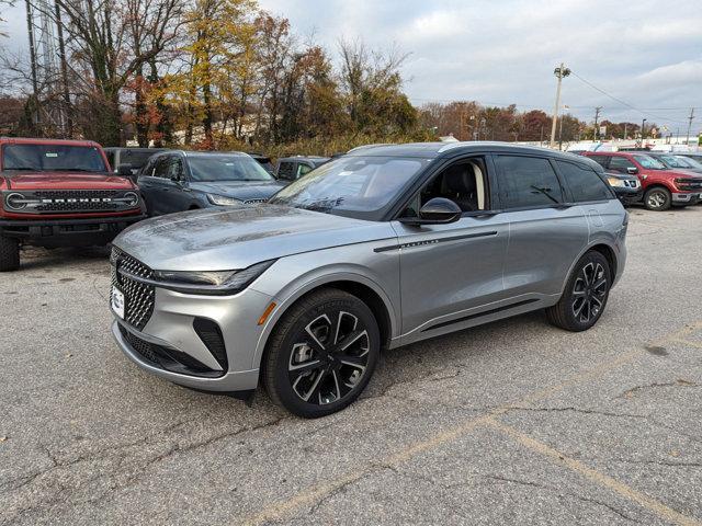 new 2025 Lincoln Nautilus car, priced at $60,821