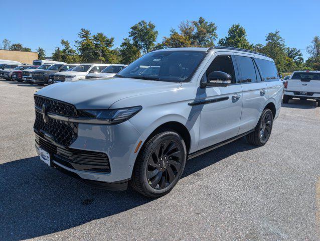 new 2025 Lincoln Navigator car, priced at $106,162