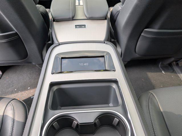new 2025 Lincoln Navigator car, priced at $110,185