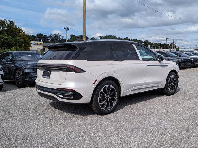 new 2024 Lincoln Nautilus car, priced at $60,451