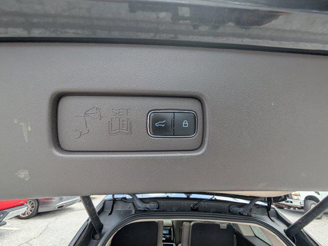 used 2020 Lincoln Aviator car, priced at $33,500