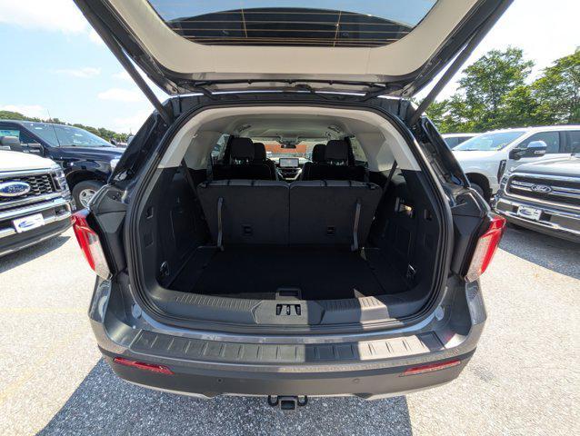 new 2025 Ford Explorer car, priced at $46,296