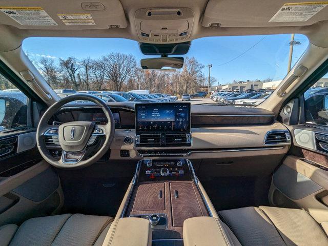 new 2024 Lincoln Navigator car, priced at $100,204