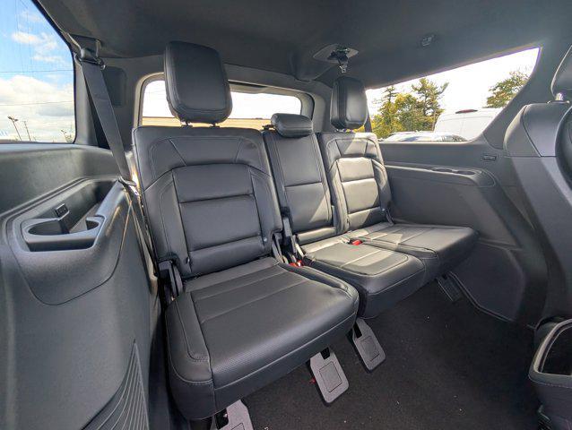 new 2025 Lincoln Navigator car, priced at $108,312