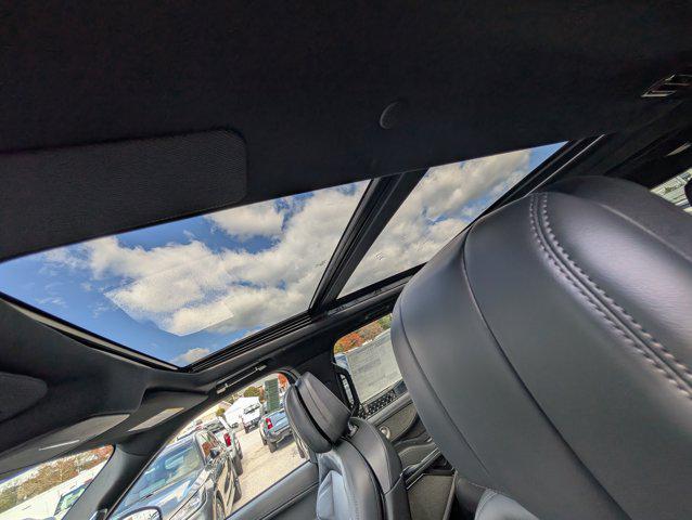new 2025 Lincoln Navigator car, priced at $108,312