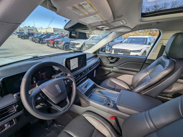 new 2025 Lincoln Aviator car, priced at $61,368