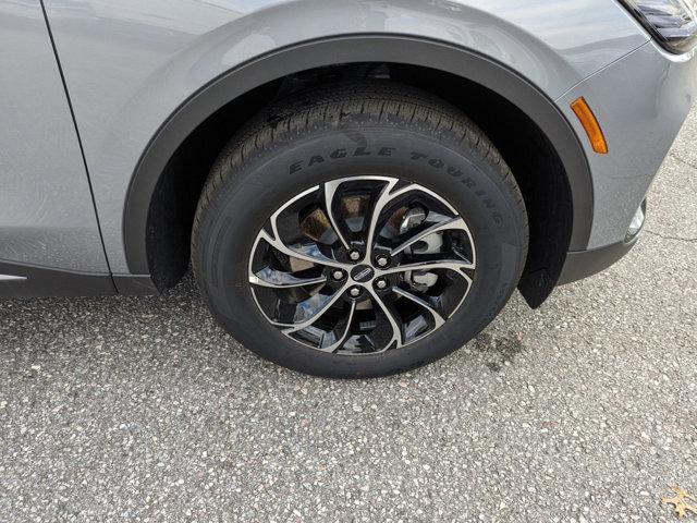 new 2025 Lincoln Nautilus car, priced at $56,803