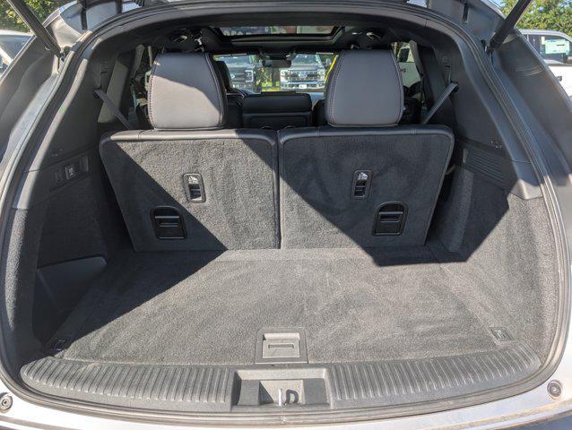 used 2022 Acura MDX car, priced at $39,500