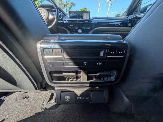 used 2022 Acura MDX car, priced at $39,500