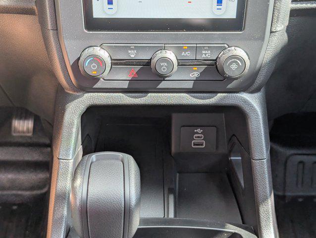 new 2025 Ford Ranger car, priced at $37,215