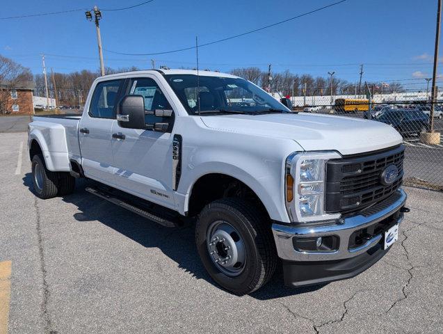 new 2025 Ford F-350 car, priced at $65,068