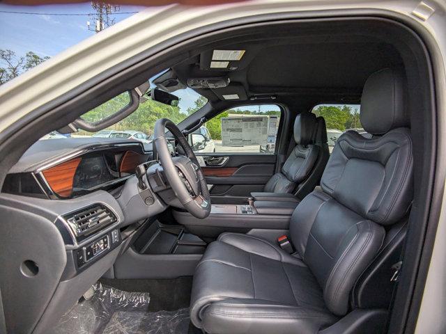 new 2024 Lincoln Navigator car, priced at $100,181