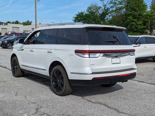 new 2024 Lincoln Navigator car, priced at $100,181