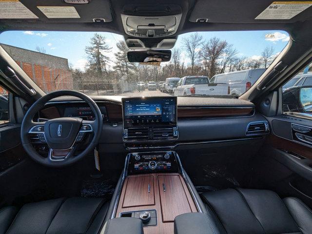 new 2024 Lincoln Navigator car, priced at $92,764