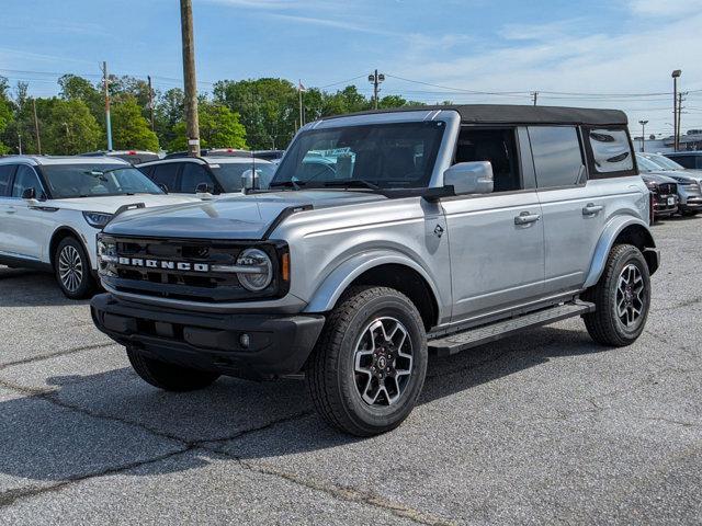 new 2024 Ford Bronco car, priced at $50,253