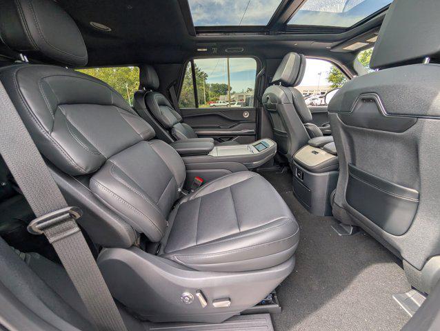 new 2025 Lincoln Navigator car, priced at $105,778