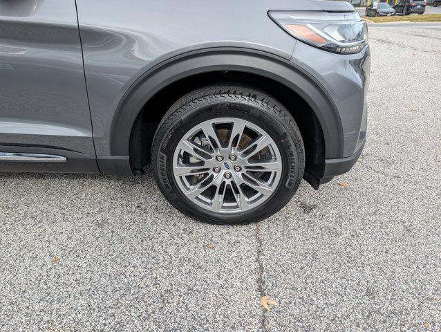 used 2025 Ford Explorer car, priced at $39,900